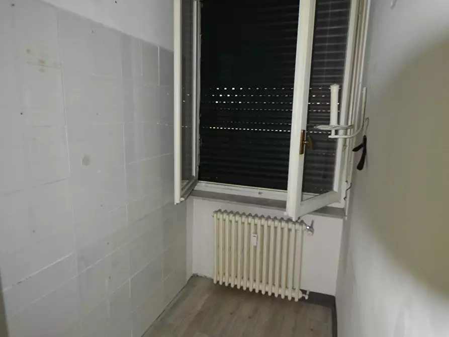 Immagine 3 di Ufficio in vendita  in via Gran Paradiso a Vercelli