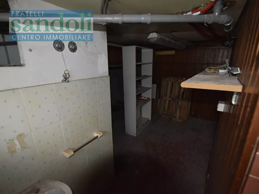 Immagine 6 di Ufficio in vendita  in via Gran Paradiso a Vercelli