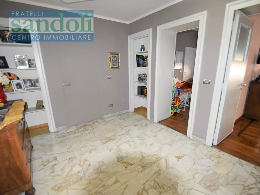 Immagine 22 di Appartamento in vendita  in Via Veneto a Vercelli
