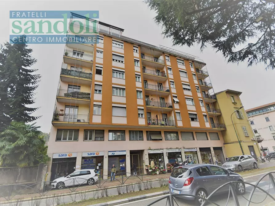 Immagine 20 di Appartamento in vendita  in Via Veneto a Borgosesia