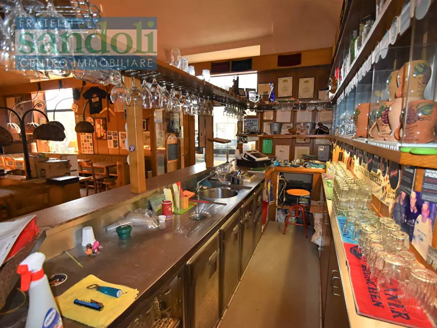 Immagine 14 di Locale commerciale in vendita  in Corso Randaccio a Vercelli