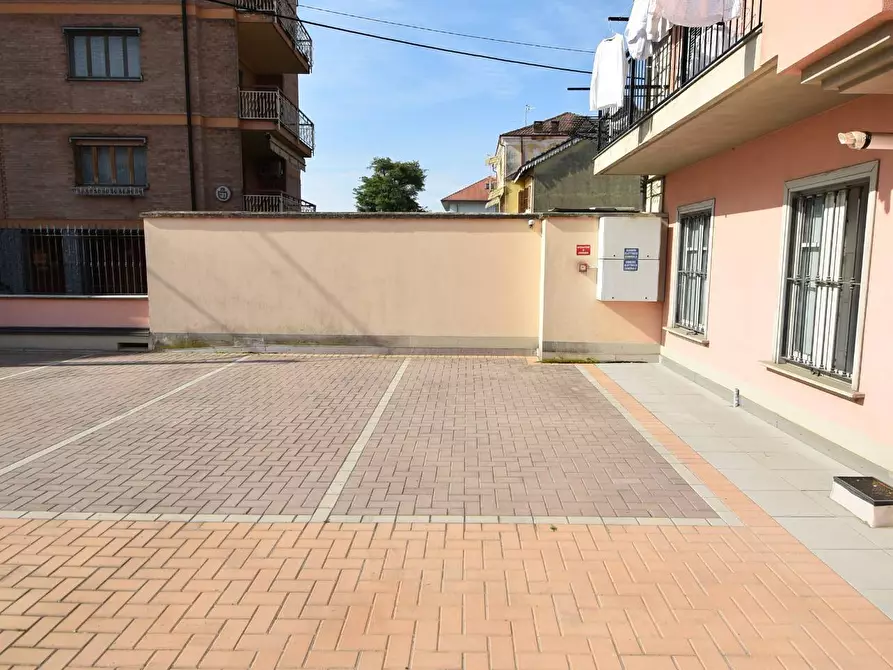 Immagine 20 di Locale commerciale in vendita  in Corso Nuova Italia a Santhià