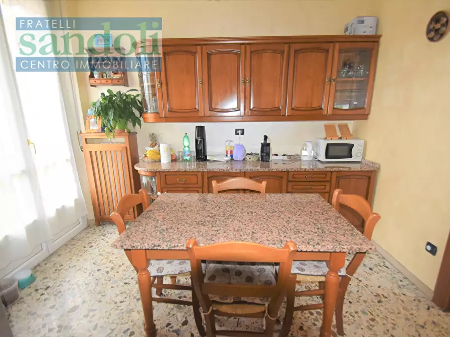 Immagine 7 di Appartamento in vendita  in Via Benadir a Vercelli