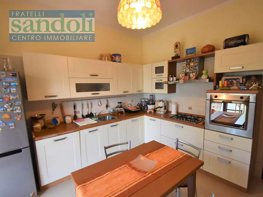 Immagine 7 di Appartamento in vendita  in Largo Morera a Palestro