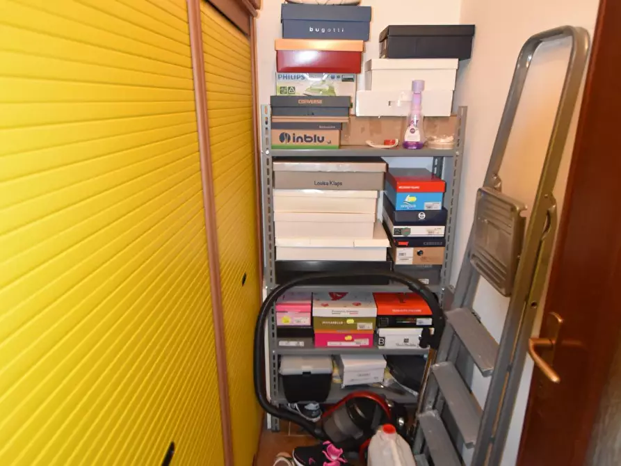 Immagine 19 di Appartamento in vendita  in Largo Morera a Palestro