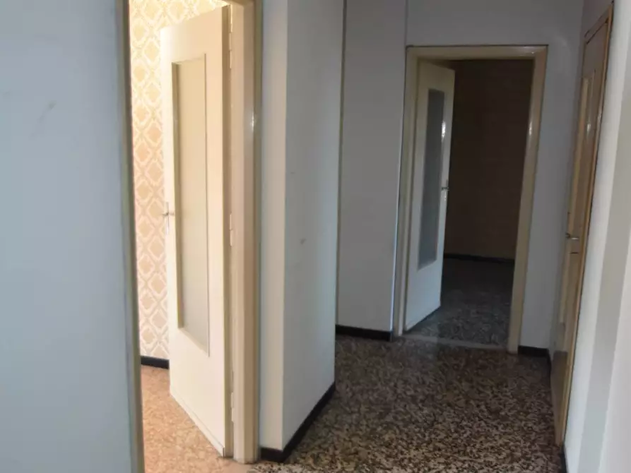 Immagine 1 di Appartamento in vendita  in Viale Torricelli a Vercelli