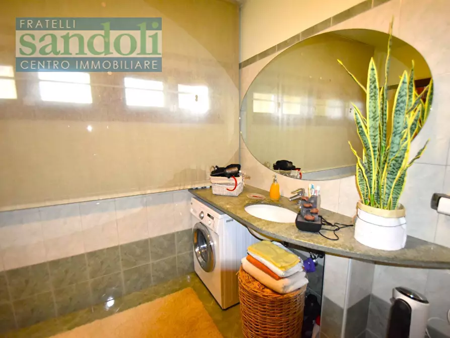 Immagine 15 di Casa indipendente in vendita  in Via Marconi a Prarolo