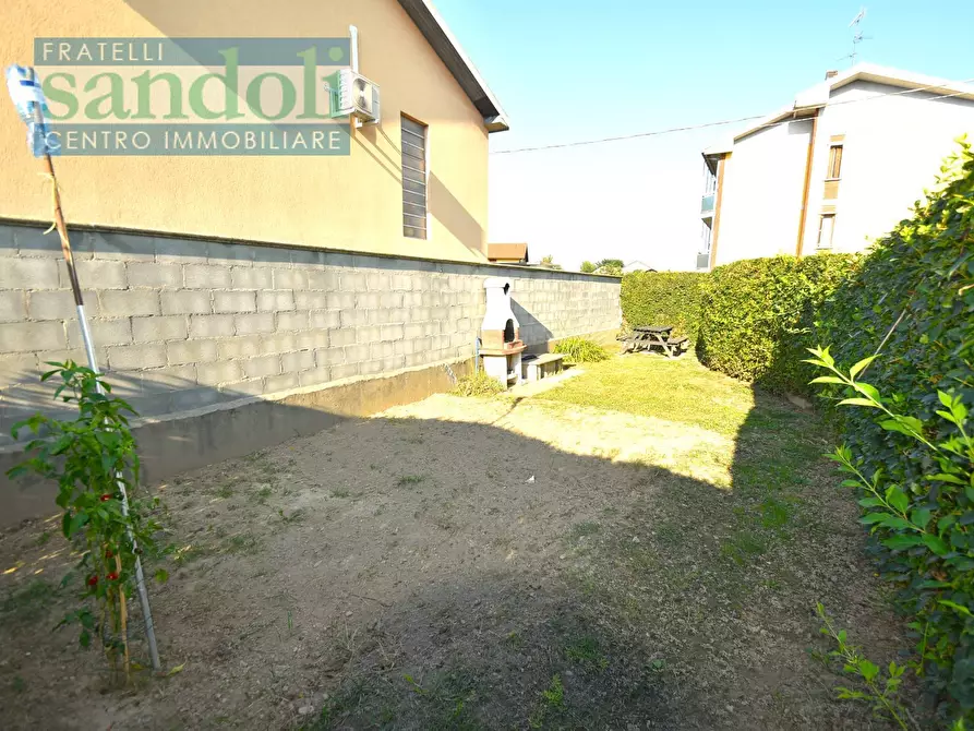 Immagine 21 di Appartamento in vendita  in nucleo casale scavarda a Vinzaglio