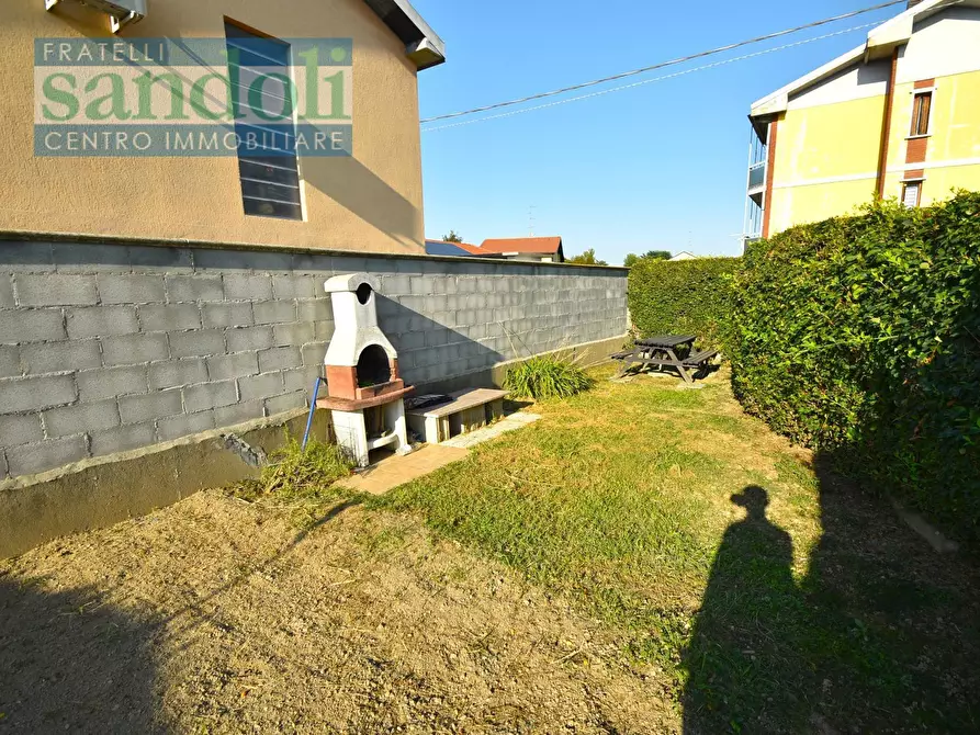 Immagine 22 di Appartamento in vendita  in nucleo casale scavarda a Vinzaglio