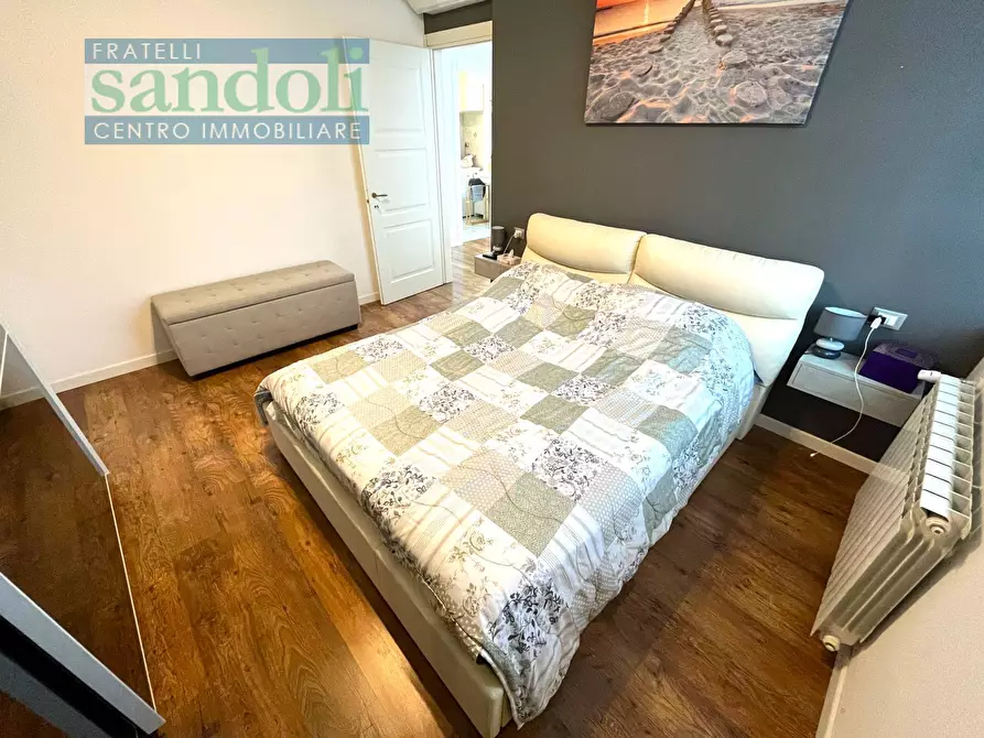 Immagine 12 di Appartamento in vendita  in Via Confienza a Palestro