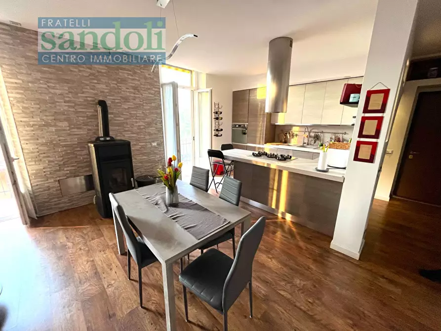 Immagine 10 di Appartamento in vendita  in Via Confienza a Palestro