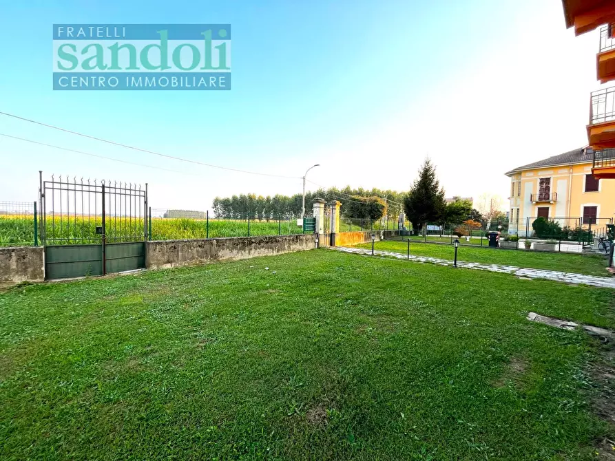 Immagine 22 di Appartamento in vendita  in Via Confienza a Palestro