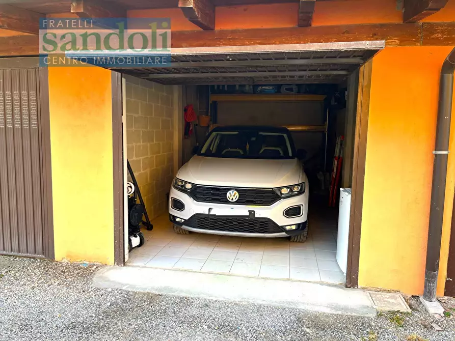 Immagine 27 di Appartamento in vendita  in Via Confienza a Palestro