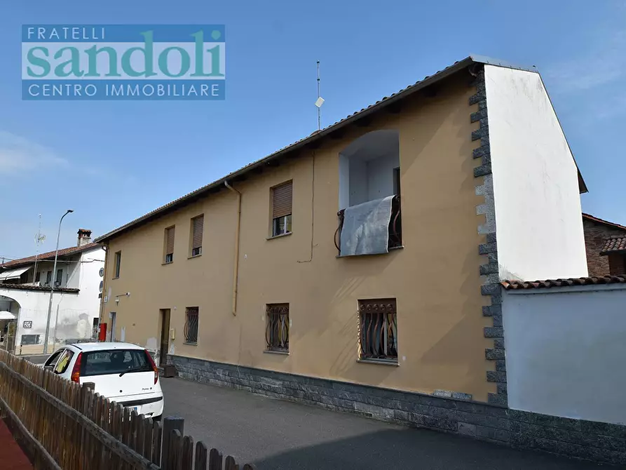 Immagine 3 di Casa indipendente in vendita  in Piazza Roma a Albano Vercellese