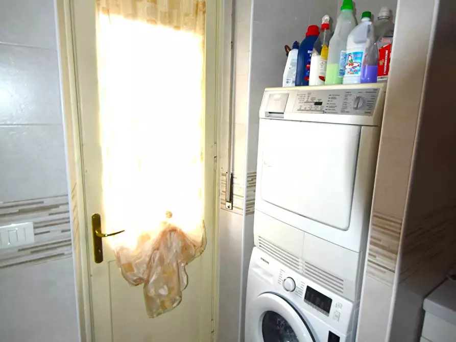 Immagine 18 di Casa indipendente in vendita  in Via Walter Manzone a Vercelli