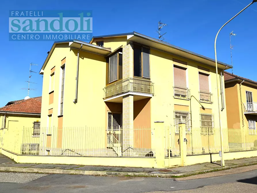 Immagine 1 di Casa indipendente in vendita  in Via Eritrea a Vercelli