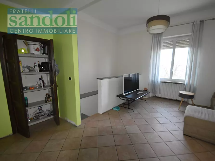 Immagine 4 di Appartamento in vendita  in Viale Torricelli a Vercelli