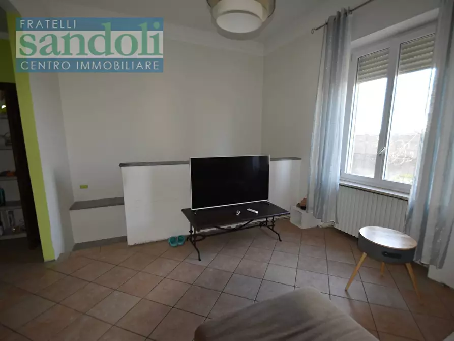 Immagine 5 di Appartamento in vendita  in Viale Torricelli a Vercelli