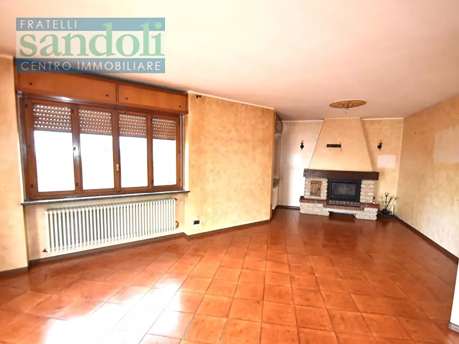 Immagine 5 di Appartamento in vendita  in Via Adua a Santhià