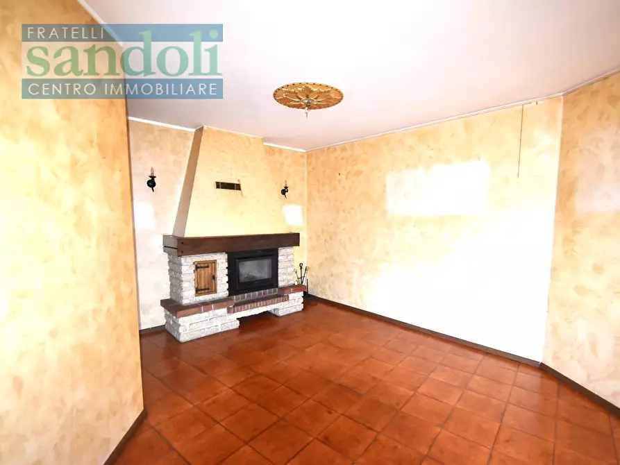 Immagine 6 di Appartamento in vendita  in Via Adua a Santhià