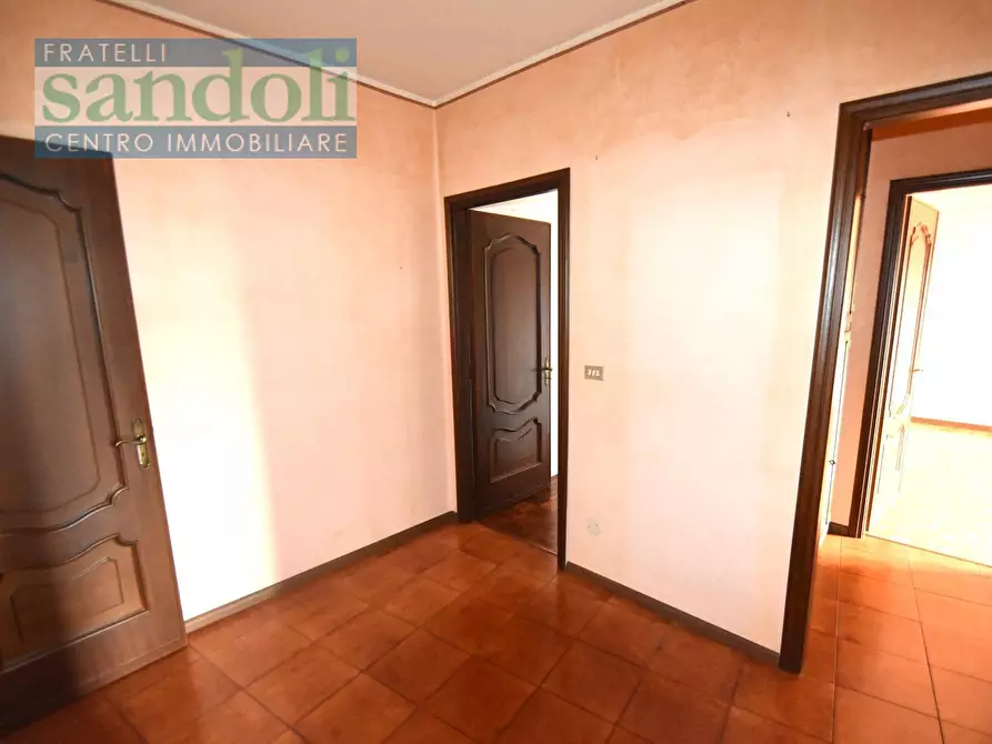 Immagine 13 di Appartamento in vendita  in Via Adua a Santhià