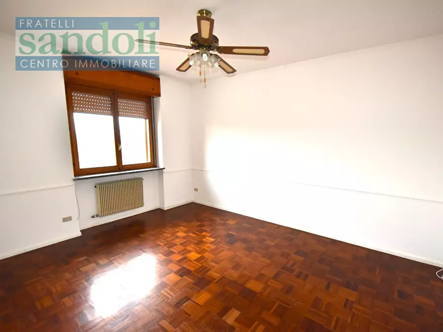 Immagine 10 di Appartamento in vendita  in Via Adua a Santhià