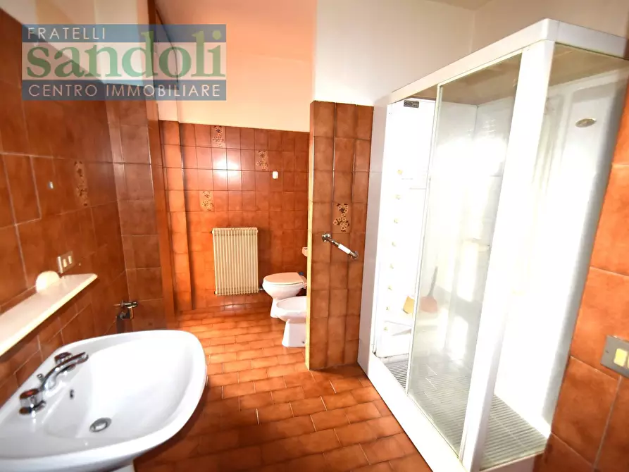 Immagine 17 di Appartamento in vendita  in Via Adua a Santhià