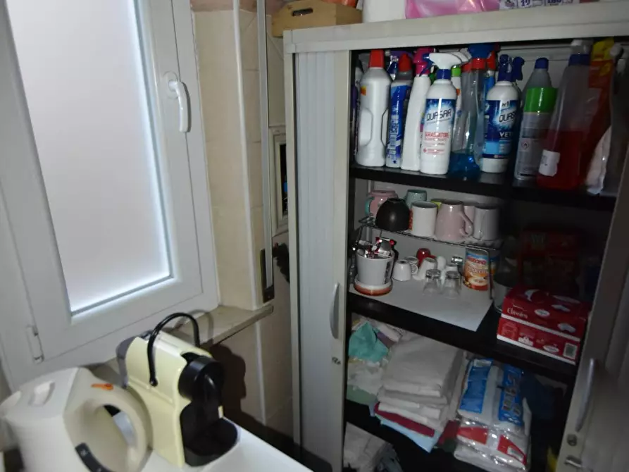 Immagine 15 di Ufficio in vendita  in Via Dante a Vercelli