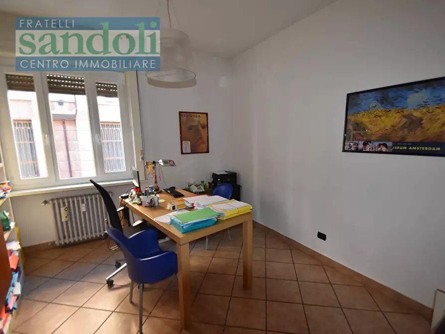 Immagine 9 di Ufficio in vendita  in Via Dante a Vercelli