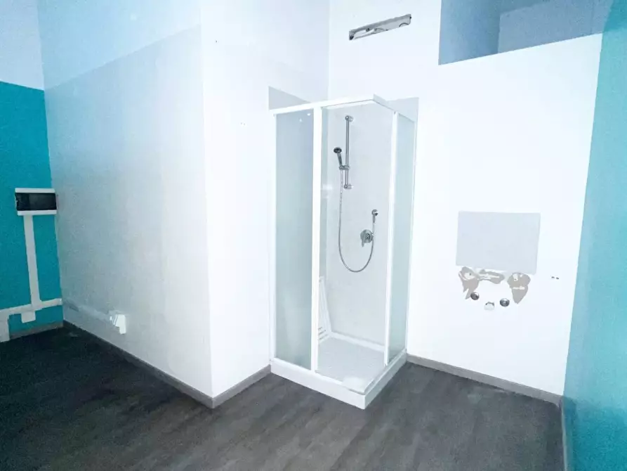 Immagine 5 di Ufficio in vendita  in Via Aosta a Vercelli