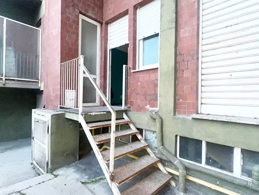 Immagine 11 di Ufficio in vendita  in Via Aosta a Vercelli