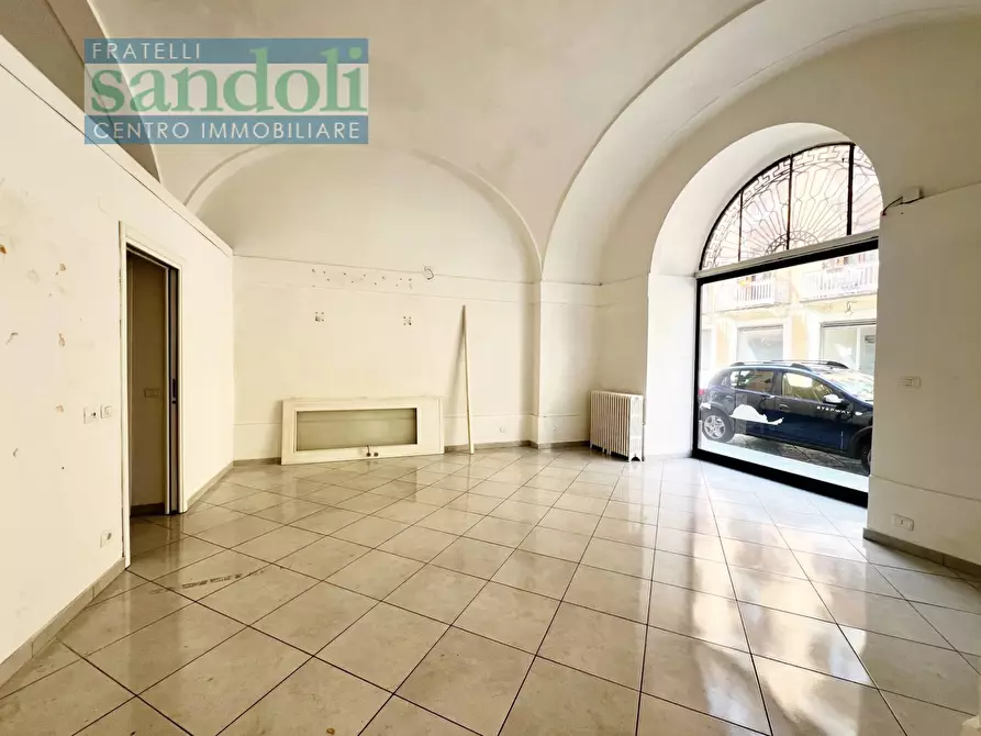 Immagine 3 di Locale commerciale in affitto  in corso Libertè a Vercelli