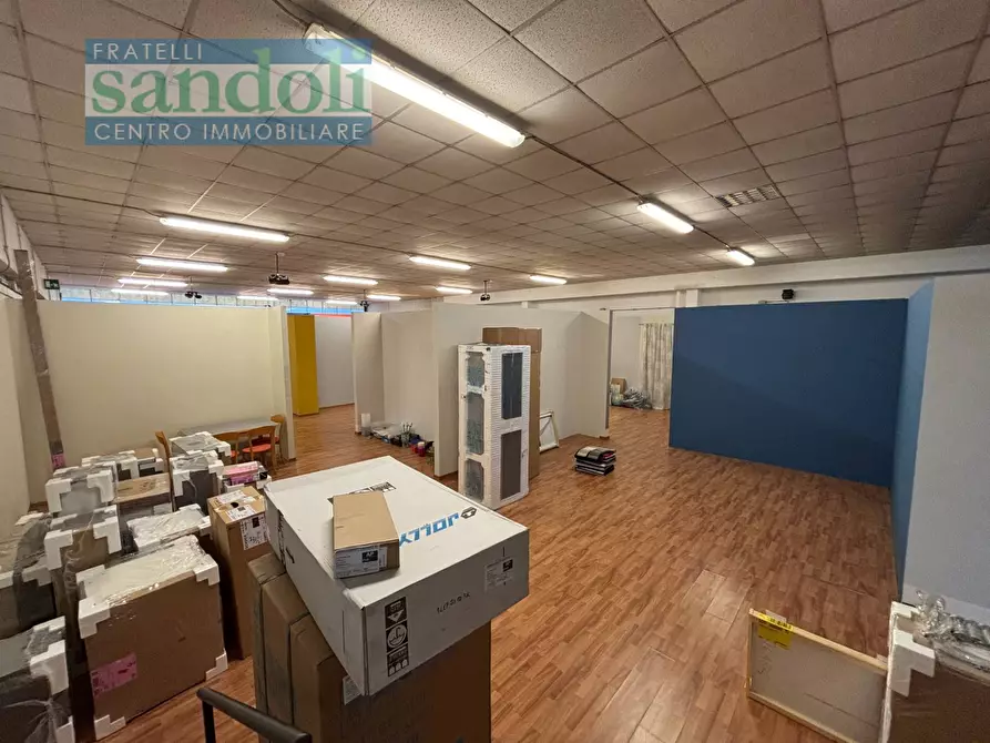 Immagine 2 di Capannone industriale in vendita  in Strada Torino a Vercelli