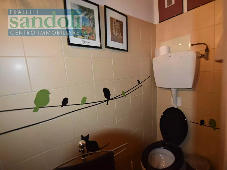 Immagine 14 di Ufficio in vendita  in Via Foa a Vercelli