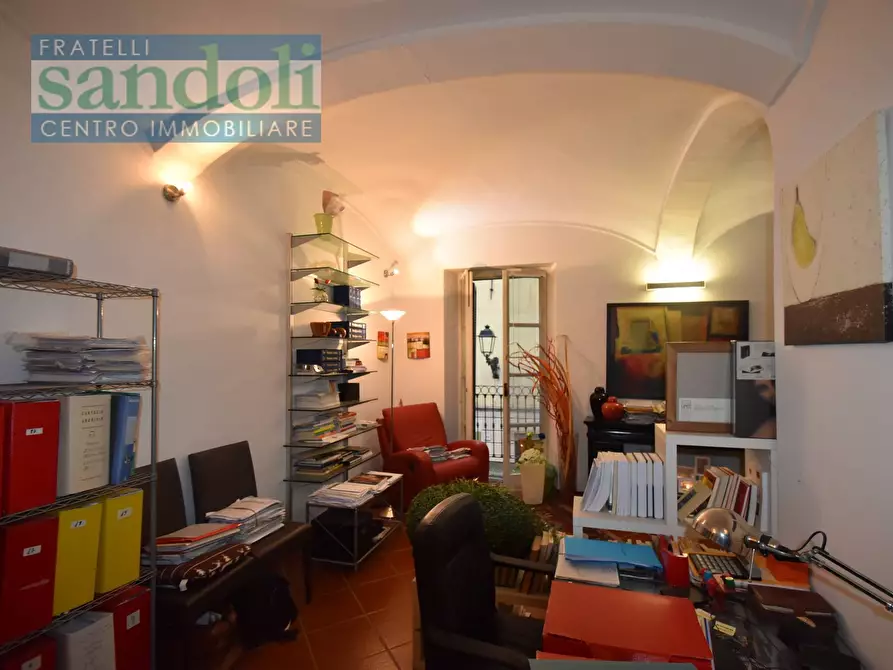 Immagine 10 di Ufficio in vendita  in Via Foa a Vercelli