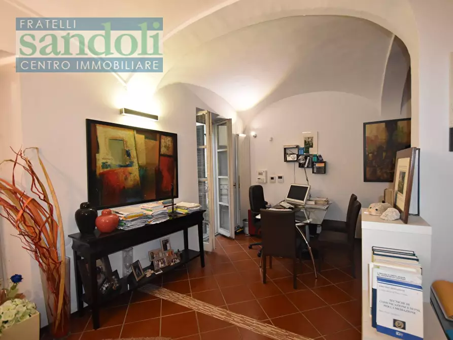 Immagine 11 di Ufficio in vendita  in Via Foa a Vercelli
