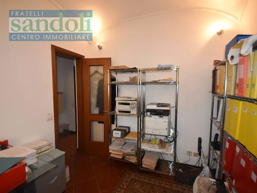Immagine 12 di Ufficio in vendita  in Via Foa a Vercelli