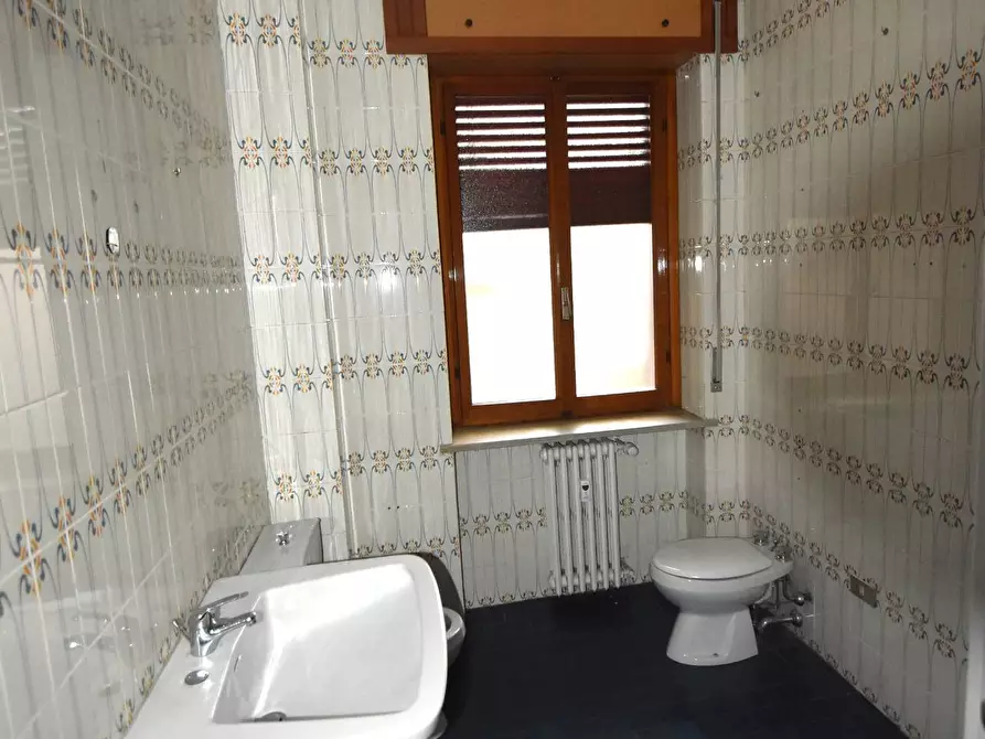 Immagine 17 di Appartamento in vendita  in Via Roma a Biella