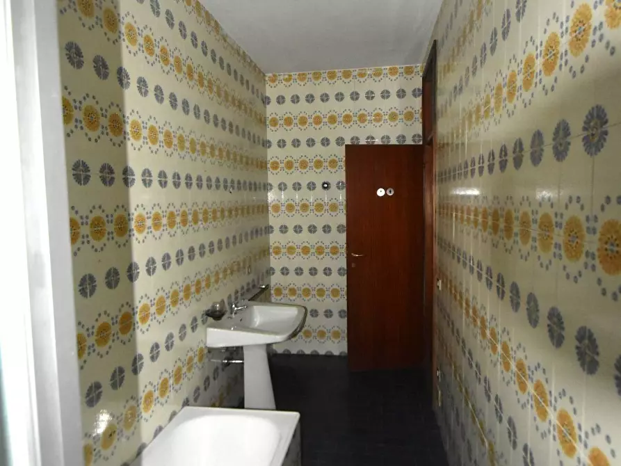 Immagine 20 di Appartamento in vendita  in Via Roma a Biella