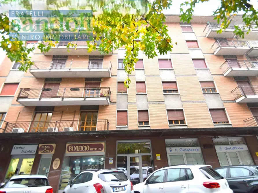 Immagine 27 di Appartamento in vendita  in Via Roma a Biella