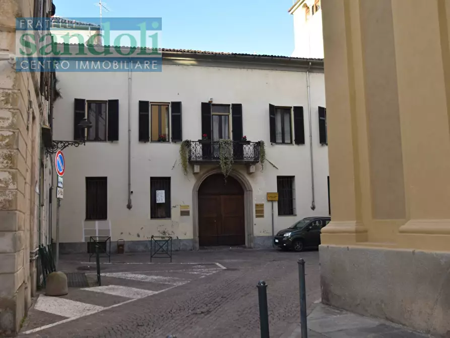 Immagine 11 di Ufficio in vendita  in Via San Michele a Vercelli