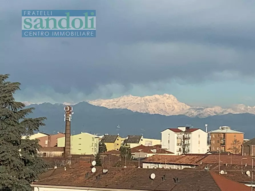 Immagine 20 di Appartamento in vendita  in corso Gastaldi a Vercelli
