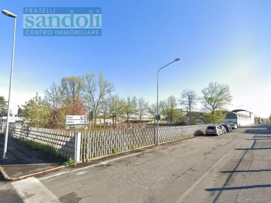 Immagine 1 di Capannone industriale in vendita  in Via Vercelli a Caresanablot
