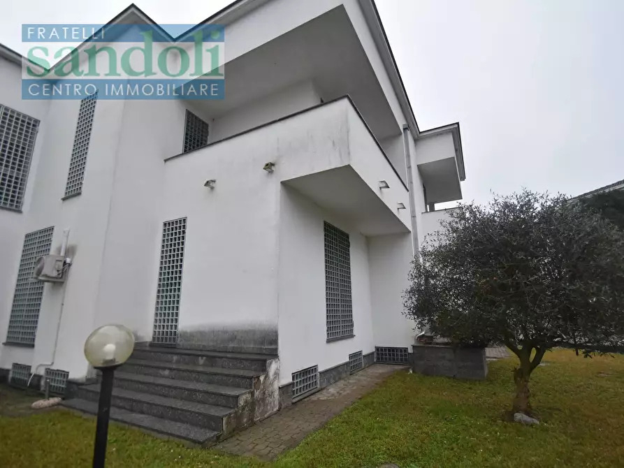 Immagine 27 di Casa indipendente in vendita  in Via Martinetti a Vercelli