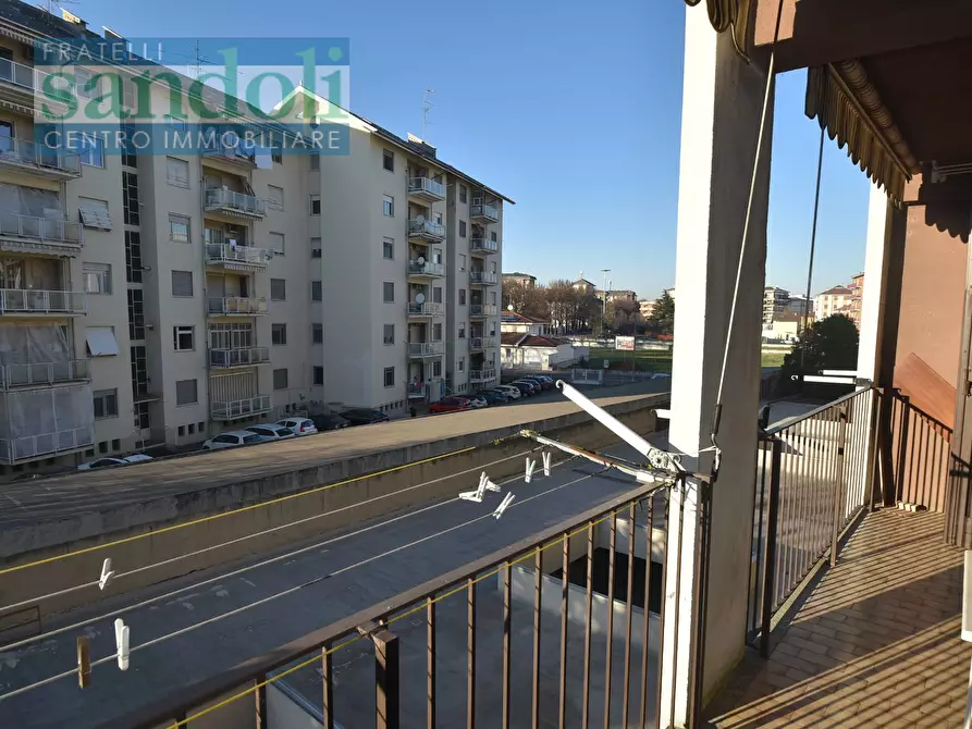 Immagine 14 di Appartamento in vendita  in Via Natale Palli a Vercelli