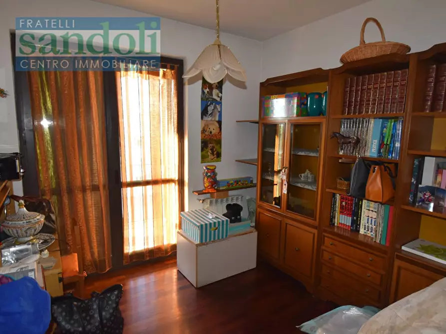 Immagine 4 di Appartamento in vendita  in Via Natale Palli a Vercelli