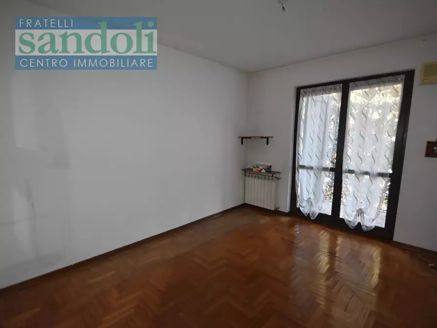 Immagine 5 di Appartamento in vendita  in Via Natale Palli a Vercelli