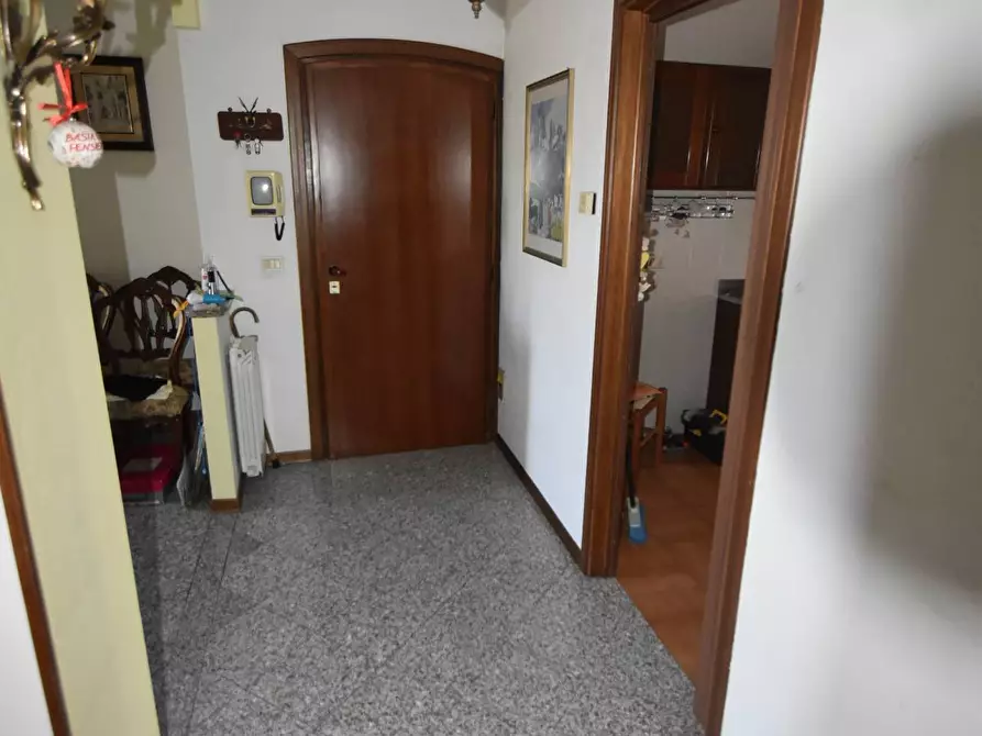 Immagine 10 di Appartamento in vendita  in Via Natale Palli a Vercelli