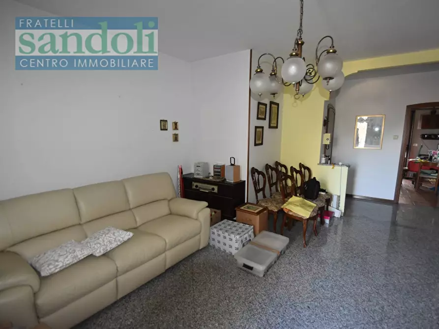 Immagine 6 di Appartamento in vendita  in Via Natale Palli a Vercelli