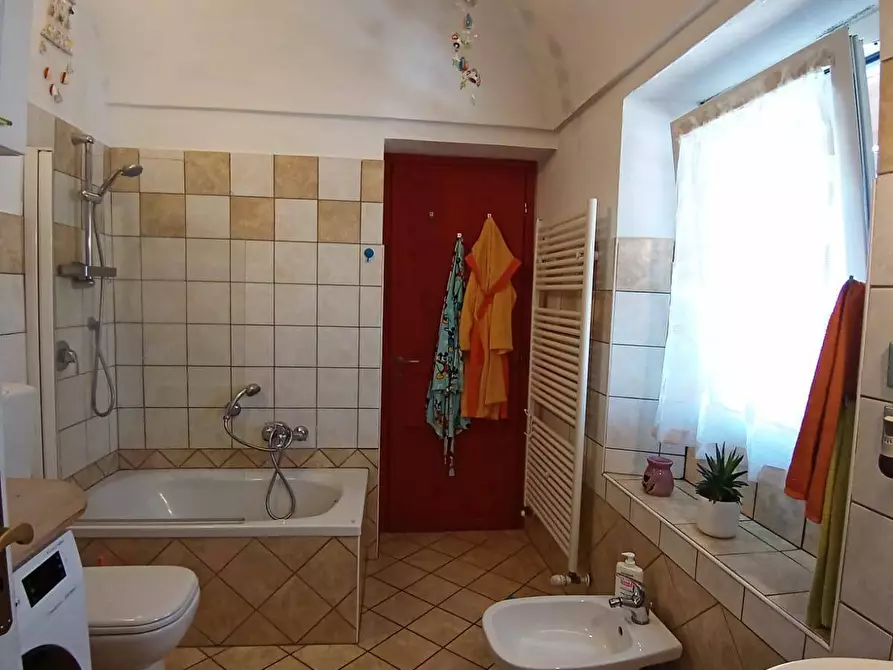 Immagine 16 di Casa indipendente in vendita  in Via Donato a Vercelli